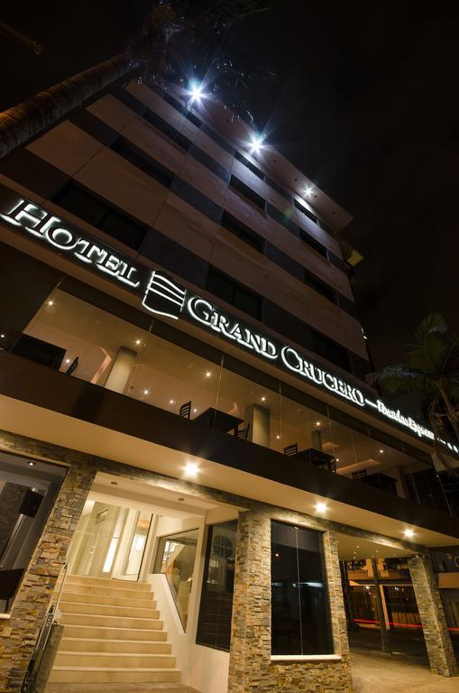 Bagu Grand Crucero Posadas Exterior photo