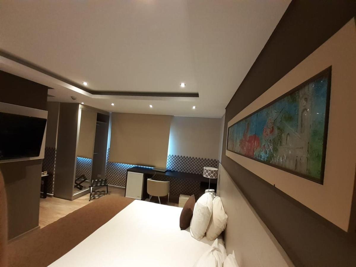 Bagu Grand Crucero Posadas Exterior photo